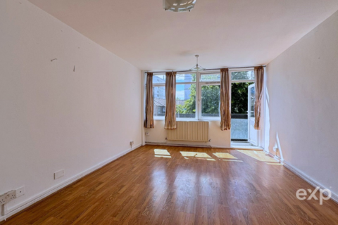 Flat 12, Insley House Bow Road, London, E3 3AR