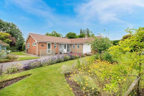 3 bedroom detached bungalow for sale, Crossways, Newark NG22