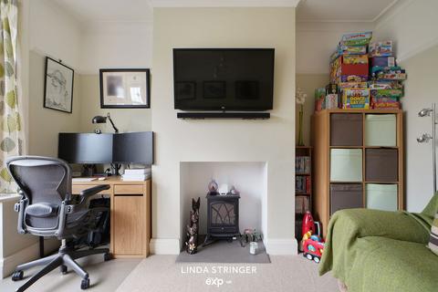 183 High Greave, Sheffield, S5 9GS