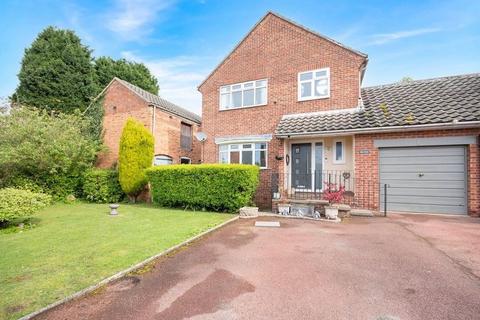 4 bedroom detached house for sale, Low Street, Newark NG22