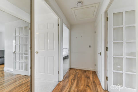 27 Otter Close, London, E15 2PZ