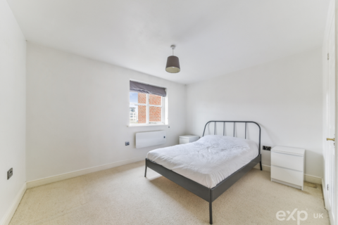 27 Otter Close, London, E15 2PZ