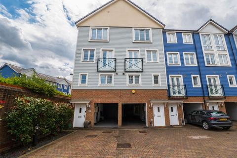 4 bedroom terraced house for sale, Crabapple Road, Tonbridge TN9