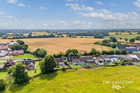 4 bedroom detached house for sale, Hadleigh Road, Ipswich IP7