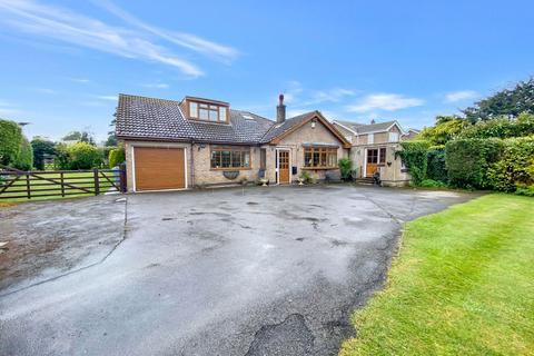 12a Grange Paddock, Barrowby, Grantham, NG32 1DN