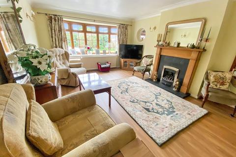 12a Grange Paddock, Barrowby, Grantham, NG32 1DN