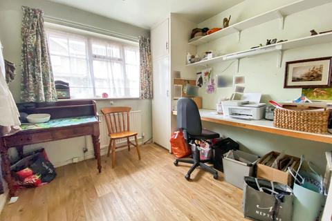 12a Grange Paddock, Barrowby, Grantham, NG32 1DN