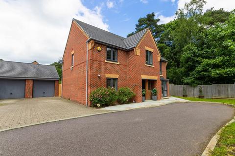 4 bedroom detached house for sale, Bordon GU35