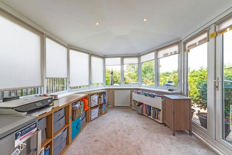 169 Hunt Road, Tonbridge, TN10 4BJ