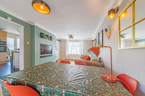 169 Hunt Road, Tonbridge, TN10 4BJ