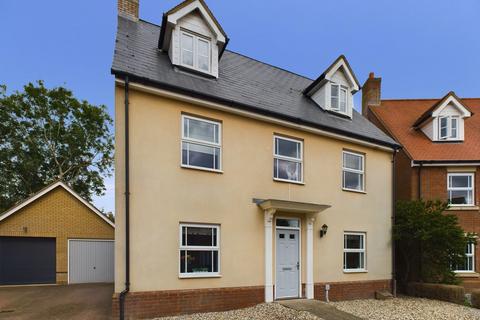 5 bedroom detached house for sale, Greenfinch Close, Stowmarket IP14