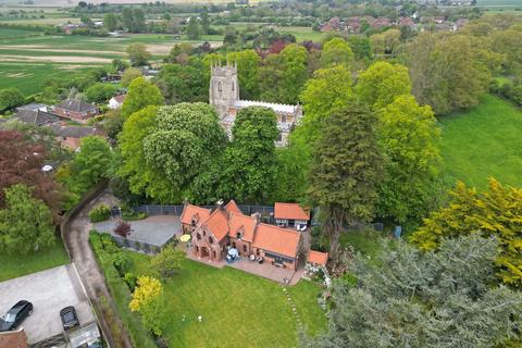 3 bedroom detached house for sale, Church Lane, Grimsby DN36