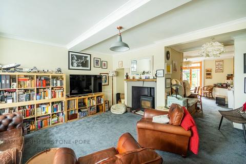 4 bedroom end of terrace house for sale, High Street, Ramsgate CT11