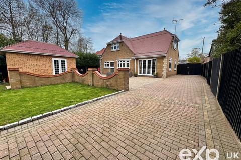 5 Beechwood Gardens, Meopham, Gravesend, DA13 0SD