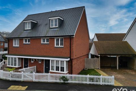 24 Corliss Vale, Wouldham, Rochester, ME1 3GT