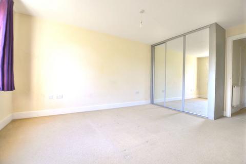Flat 3, 4 Suffolk Drive, Gloucester, GL1 2AF