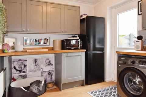 16 Browning Road, Pocklington, York, YO42 2GL