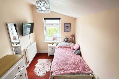 75 Howard Road, Dartford, DA1 1XS