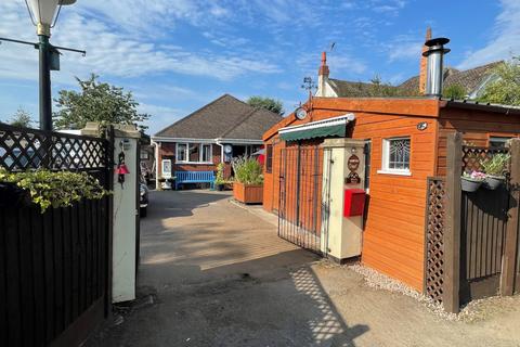 3 bedroom bungalow for sale, Bransford, Worcester, Worcestershire, WR6