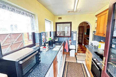 30 Common Lane, Dartford, DA2 7DF