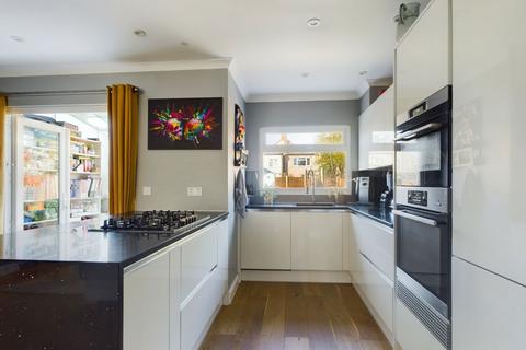 59 Farnham Road, Welling, DA16 1LG