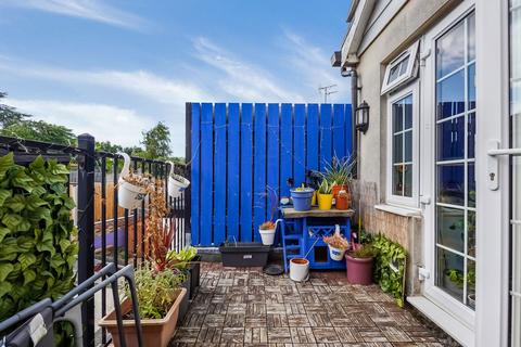 Flat 2, 112 High Street, Halling, Rochester, ME2 1BY