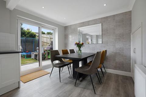 4 Marsham Way, Halling, Rochester, ME2 1LY