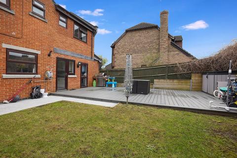 4 Marsham Way, Halling, Rochester, ME2 1LY