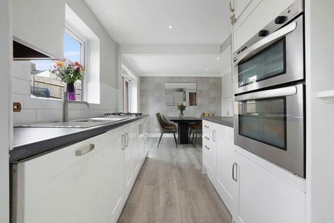 4 Marsham Way, Halling, Rochester, ME2 1LY