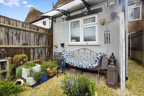 177 High Street, Halling, Rochester, ME2 1BT