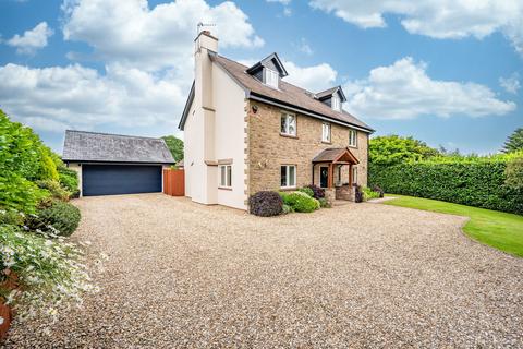 5 bedroom detached house for sale, Back Road, Chepstow NP16