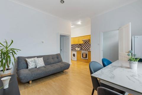 1 bedroom maisonette for sale, Long Lane, London N2