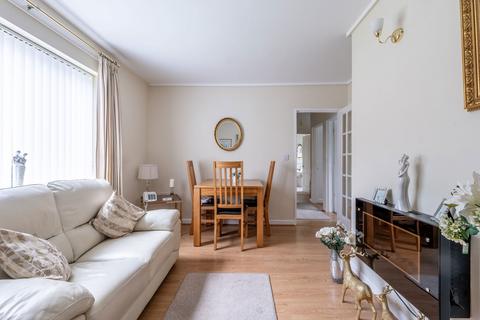 12 Earlsway, Macclesfield, SK11 8RJ