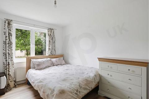 Flat 1, Bordley Court, 17 Denham Road, London, N20 0EN