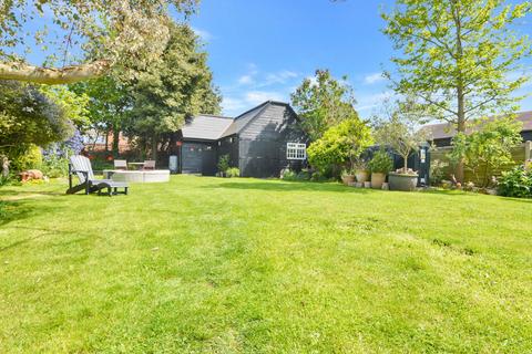 164 High Street, Wouldham, Rochester, ME1 3UG