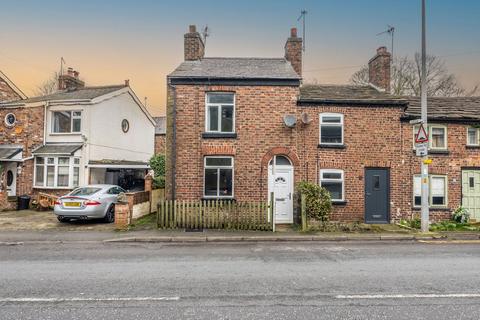 2 bedroom end of terrace house for sale, Chelford Road, Macclesfield SK10