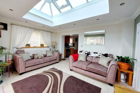 2 Goodwood Close, High Halstow, Rochester, ME3 8SU