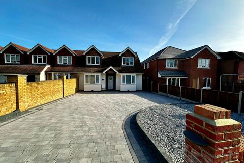 Hoath Lodge Chattenden Lane, Chattenden, Rochester, ME3 8NL