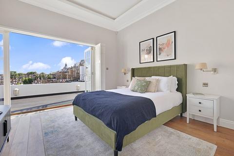 4 bedroom house to rent, Ennismore Gardens, Knightsbridge, London, SW7