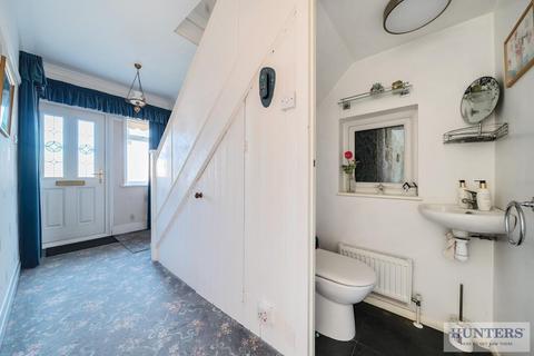 9 Midfield Avenue, Bexleyheath, DA7 6LZ