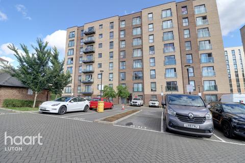 2 bedroom apartment for sale, Stirling Drive, Luton