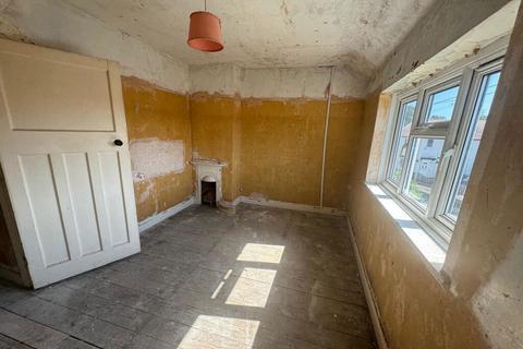 12 Mount Road, Wordsley, Stourbridge, DY8 5AP