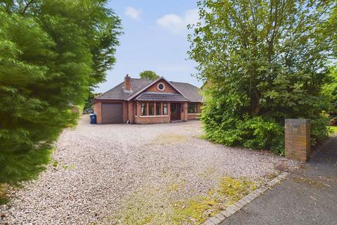 3 bedroom detached bungalow for sale, Sandfield Park, Aughton, L39 5JQ