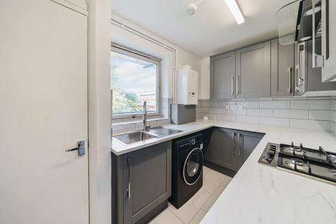 1 bedroom flat for sale, Massinger Street, London SE17