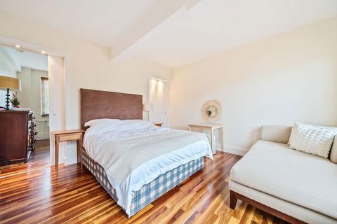 39 Sunlight Square, London, E2 6LD