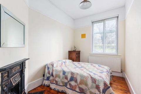 2 bedroom apartment for sale, Lawn Lane, London SW8