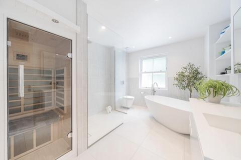 31 Rockmount Road, London, SE19 3SZ