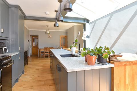 3 bedroom semi-detached house for sale, Connaught Road, Sittingbourne, Kent