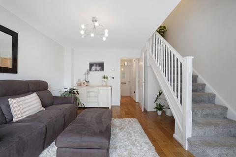 3 Bewick Walk, Iwade, Sittingbourne, ME9 8FY