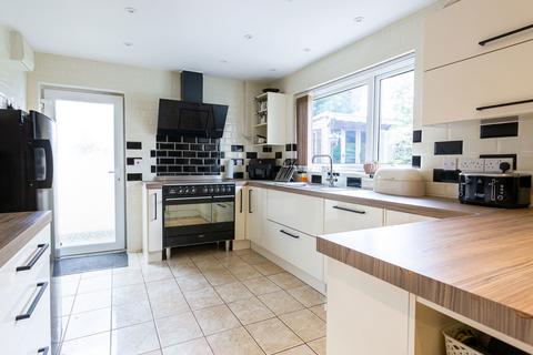 8 Shepherds Meadow, Beaford, Winkleigh, EX19 8NF